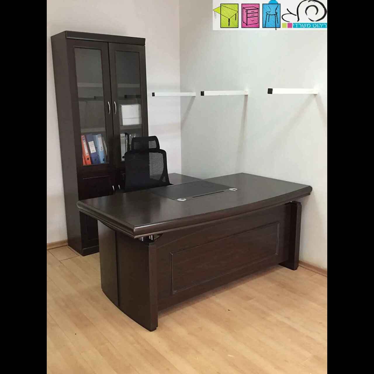 A06 חום