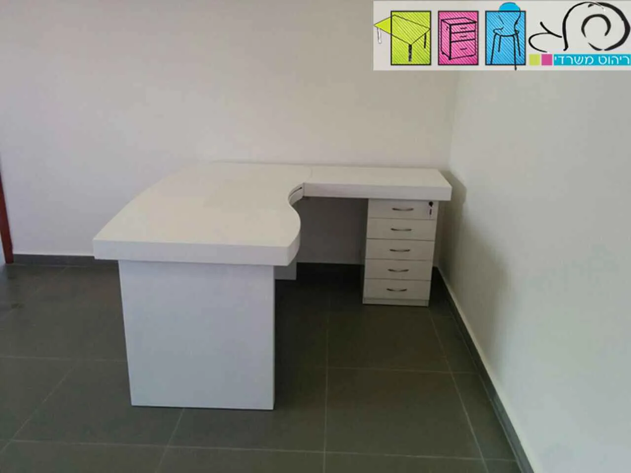 שולחן גל לבן