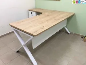 שולחנות עובדים