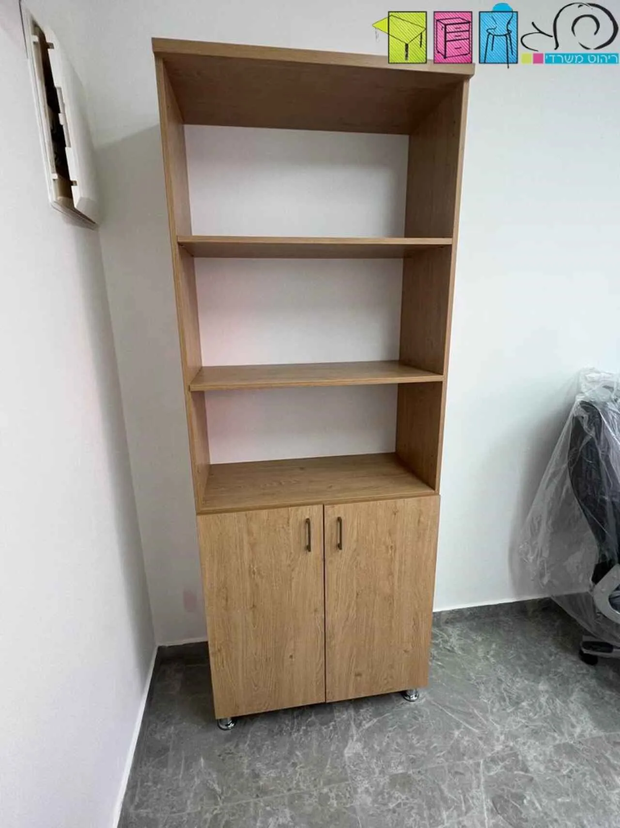 כוננית דלתות 80