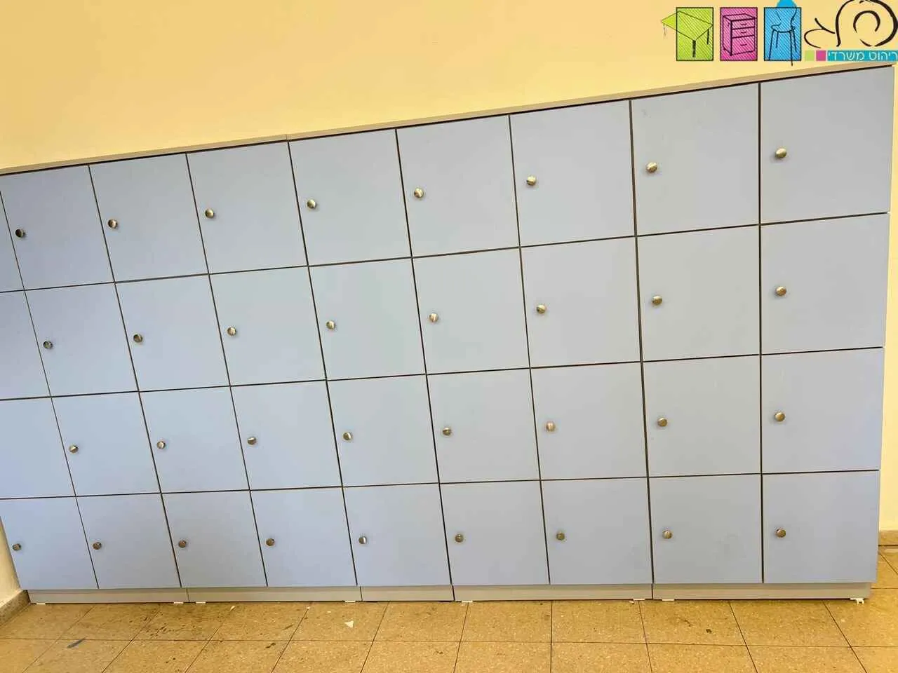 ארון לוקרים בהתאמה אישית לכיתות לימוד 2