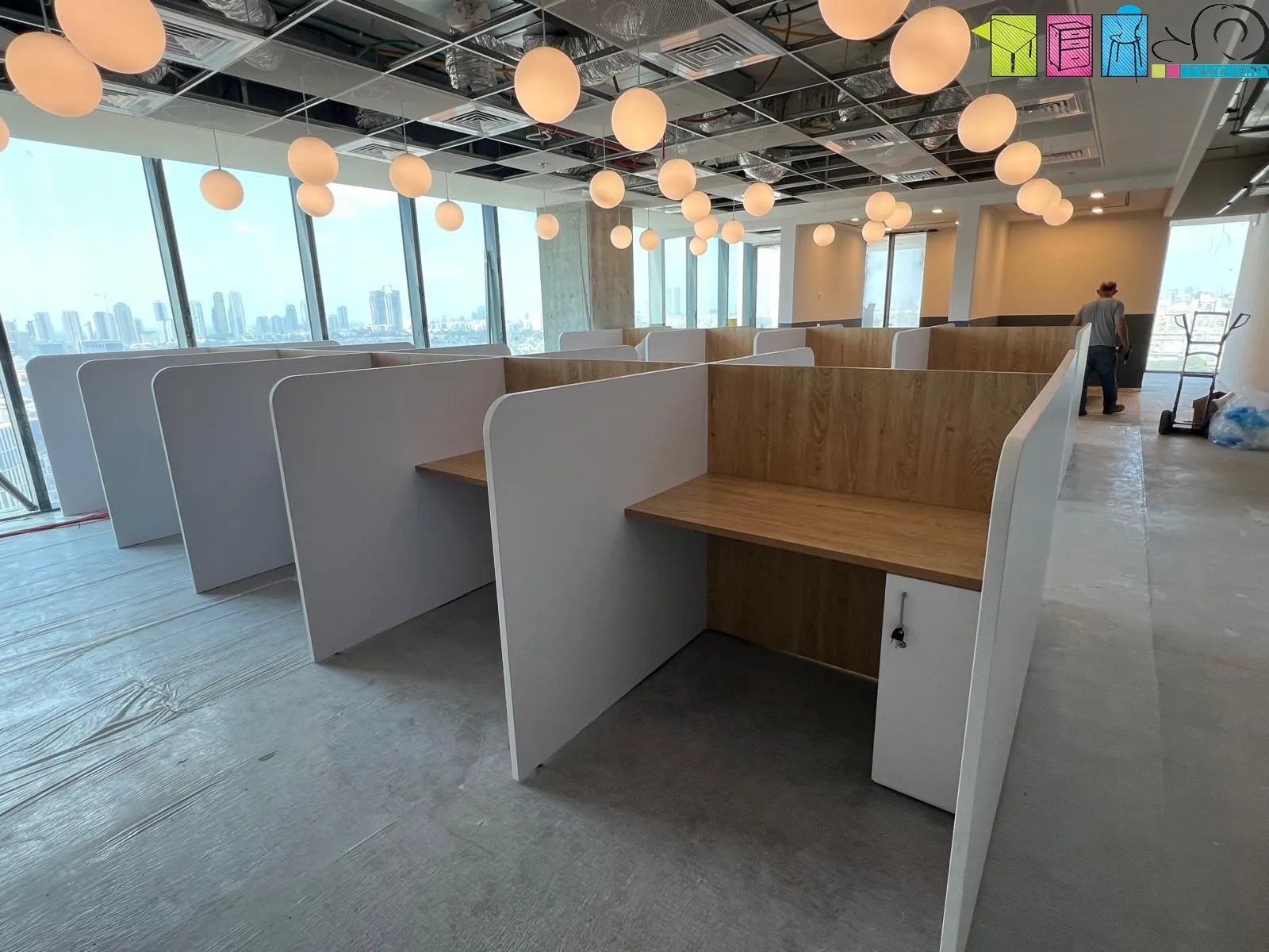 ⁦עמדות נציגי מכירות⁩ – תמונה ⁦3⁩