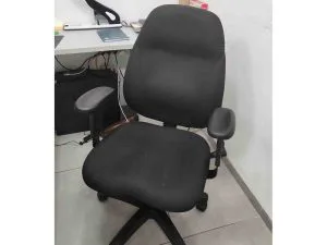 מעיין מושב ארגונומי
